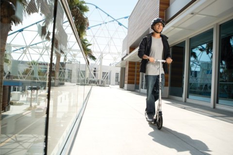 Razor Hulajnoga Razor A6 13073013 (kolor czarny, kolor srebrny)