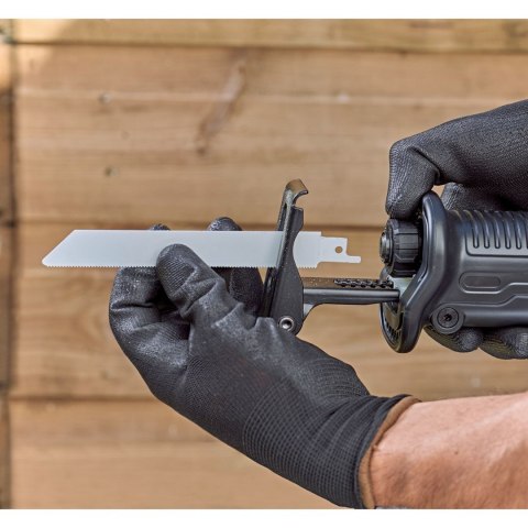 BLACK+DECKER Black&Decker BES301-QS piła szablasta 2800spm 750W (1798340) Czarny, Pomarańczowy