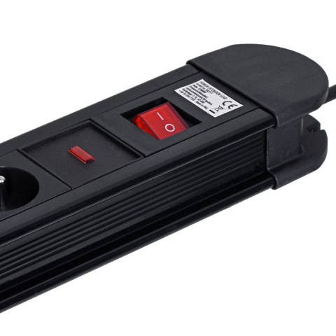 Maclean MACLEAN LISTWA ZASILAJĄCA 8 GNIAZD Z 1 WYŁĄCZNIKIEM MCE11