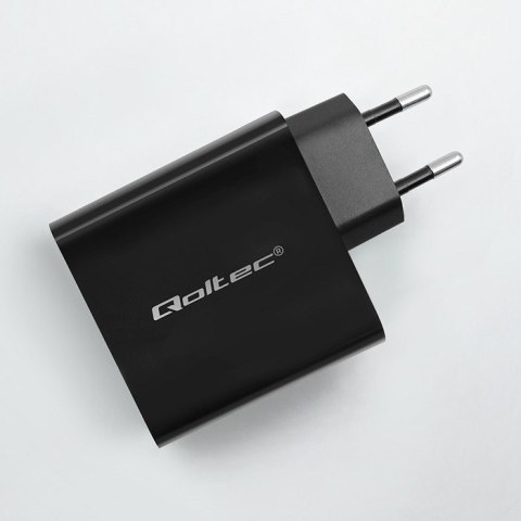 Qoltec QOLTEC ŁADOWARKA SUPER QUICK PD | 1XUSB-C | 65W | 5-20V | 3-3.25A | CZARNA