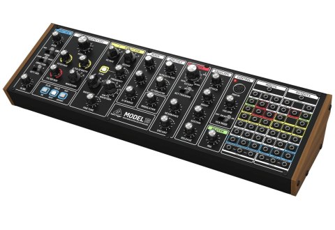 Behringer MODEL 15 Syntezator analogowy