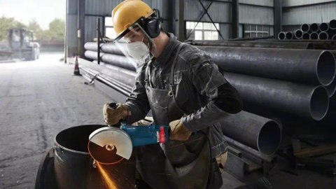 SZLIFIERKA KĄTOWA FI 230 2400W 06018C3300 BOSCH