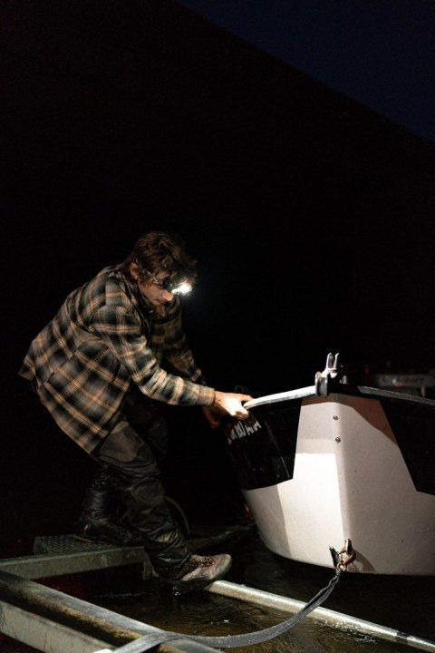 Ledlenser HF8R Core RGB Camouflage - latarka czołowa LED, zielona