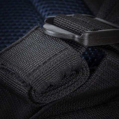 Rivacase 8460 43,2 cm (17") Plecak Czarny