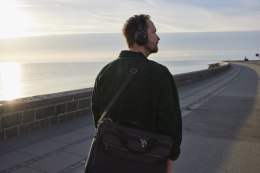 Słuchawki Poly Voyager Surround 80 UC Microsoft Teams Certified USB-C Headset +USB-C/A Adapter Retail Packaging