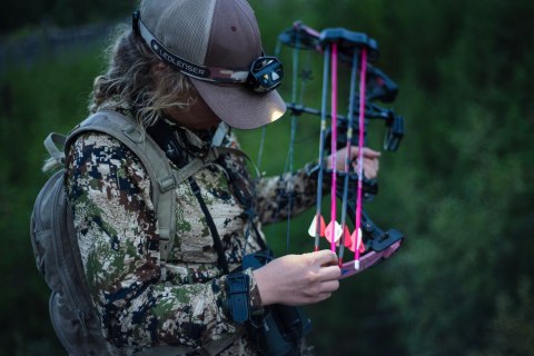 Latarka Ledlenser MH 8 Black-Black