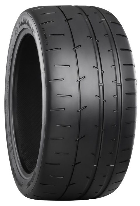 Opona 235/45 R17 97Y Nankang CR-S Etykieta:D-C-B-72 dB