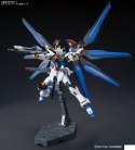Figurka kolekcjonerska Bandai HGCE 1/144 ZGMF-X20A STRIKE FREEDOM GUNDAM