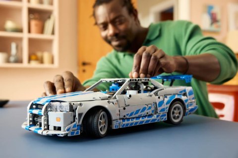 LEGO Technic 42210 Samochód Nissan Skyline GT-R (R34) z filmu Za szybcy, za wściekli
