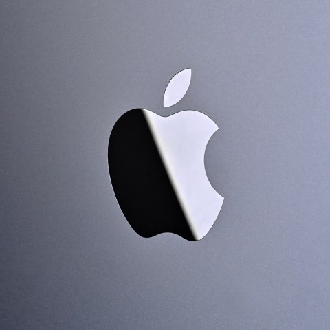 Apple MacBook Air 15" Apple M4 chip with 10-core CPU + 10-core GPU 24GB RAM 512GB SSD Sky Blue