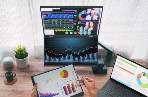 Projektor Acer PD163QBMIUUX Seria PD3 16" IPS Czarny 16:9 60 Hz 8 ms 2x1920 x 1080 pikseli 250 cd/m2 Ilość portów HDMI: 1