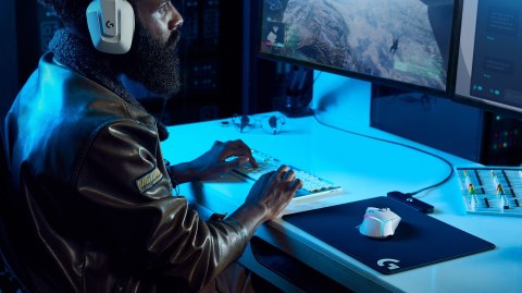 G502 X PLUS WHITE/PREMIUM EWR2