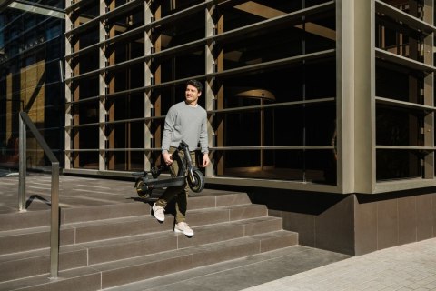 Ninebot by Segway KickScooter MAX G2 D 20 km/h Czarny 15,3 Ah