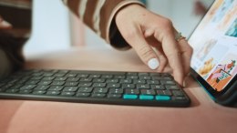 Etui Logitech FLIP FOLIO - GRAPHITE USA, iPad Pro 11