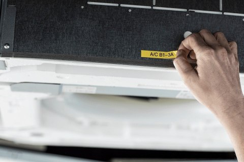 P-TOUCH E110VP LETTERINGMACHINE/GER/AUS GR