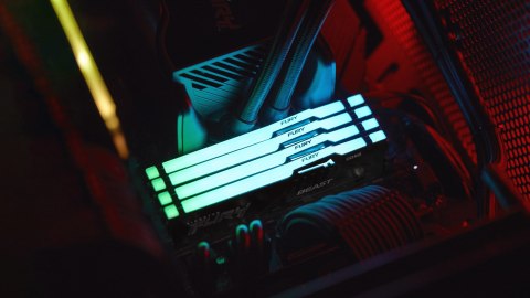 Kingston Technology FURY Beast RGB moduł pamięci 32 GB 2 x 16 GB DDR5 5200 MT/s