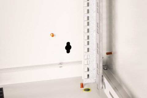 Szafa sieciowa wisząca Unique 19" 12U rack 600x600, drzwi szyba, szary, niedzielona, złożona, 100kg