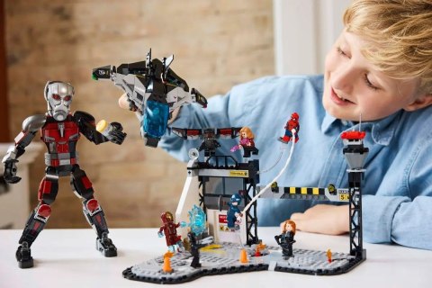 LEGO MARVEL 76314 Kapitan Ameryka: Wojna bohaterów - bitwa